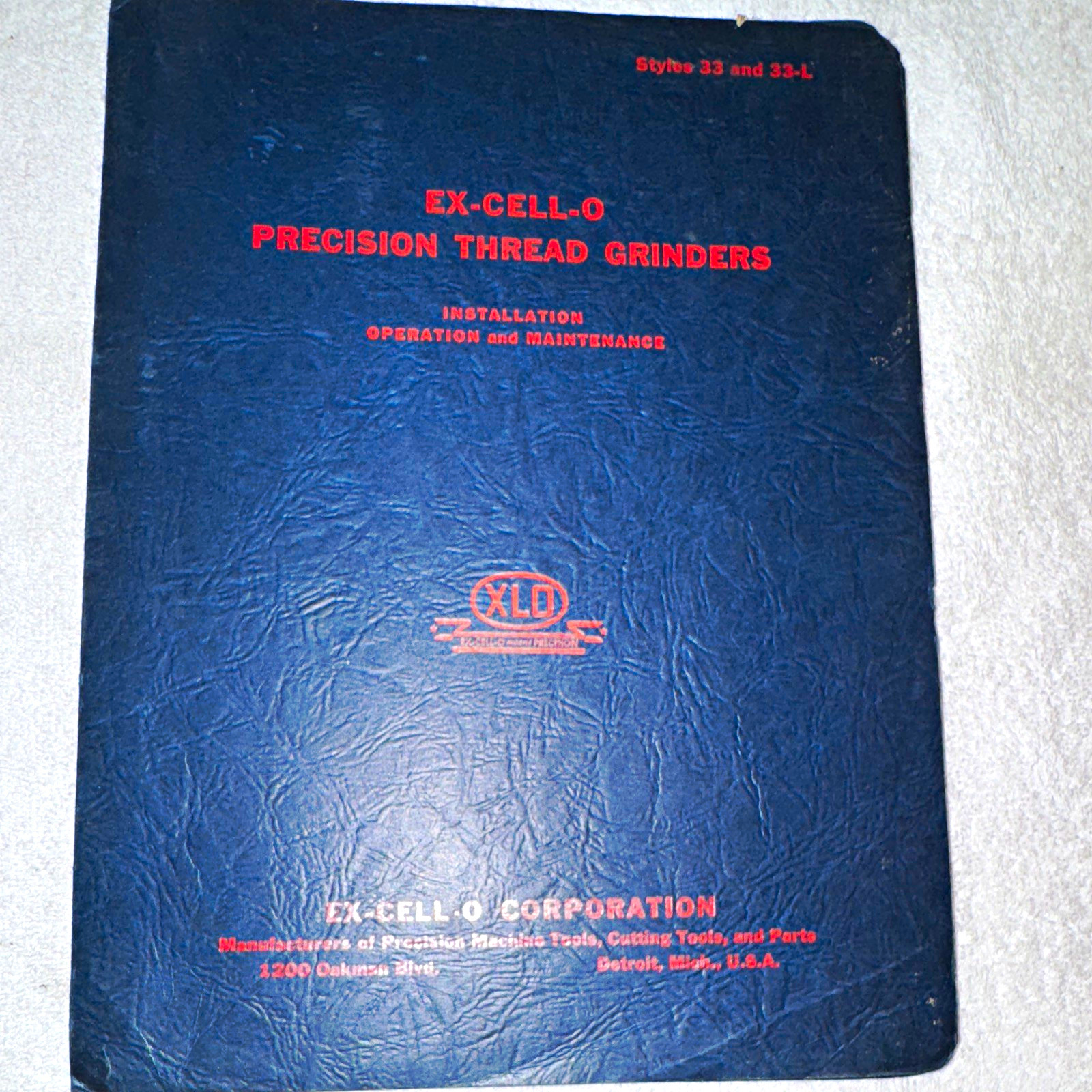 Ex-Cell-O Thread Grinding Manual Styles 33 & 33-L Bulletin 84221