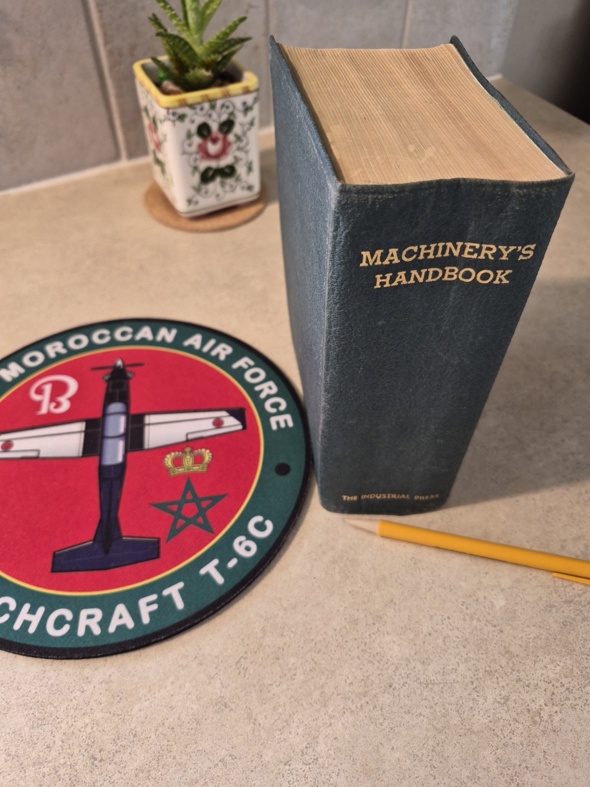 VINTAGE – 1943 “Machinery’s Handbook” (11th Edition, 4th Printing)