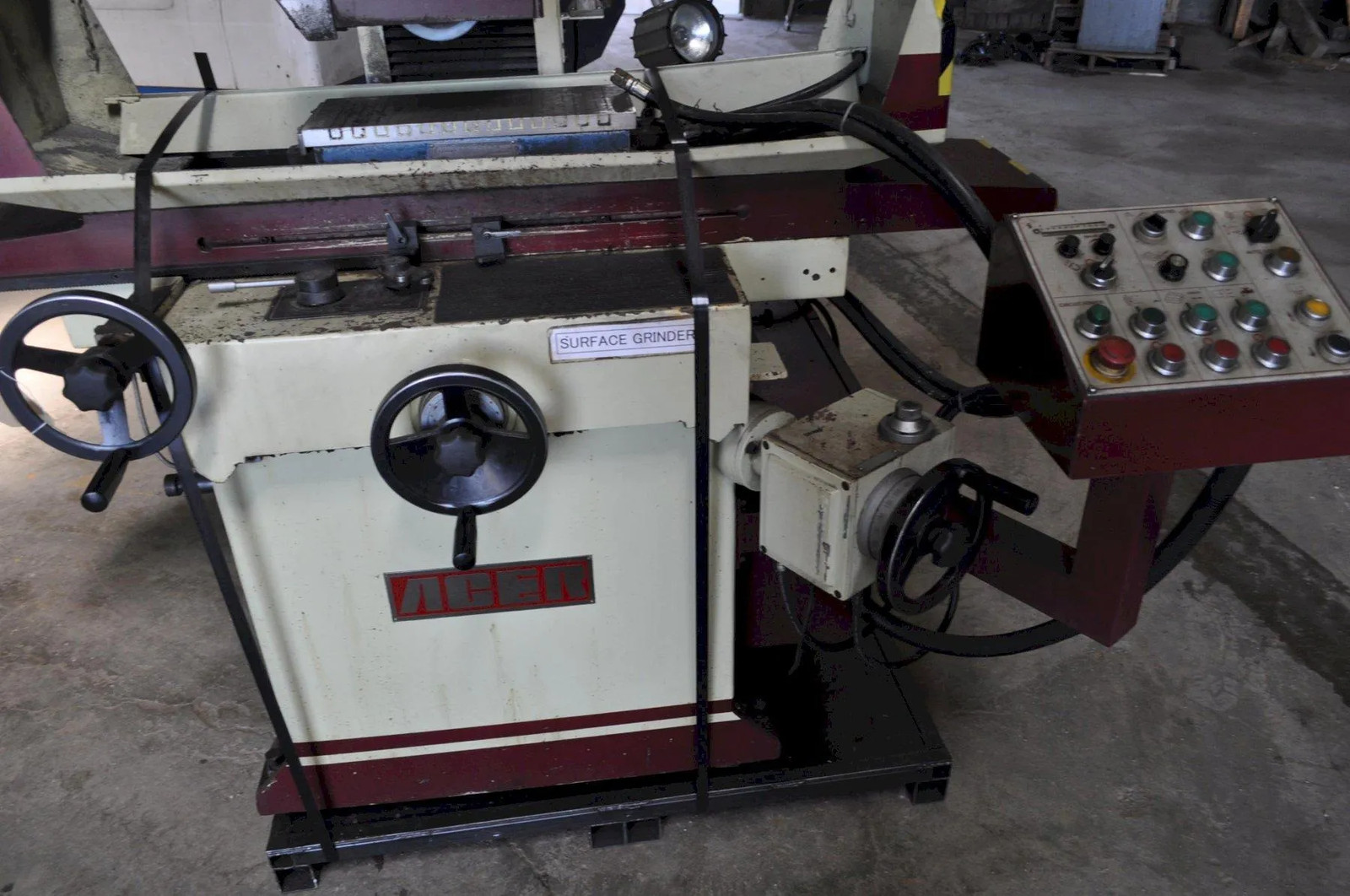 10″ X 20″ ACER HYDRAULIC SURFACE GRINDER