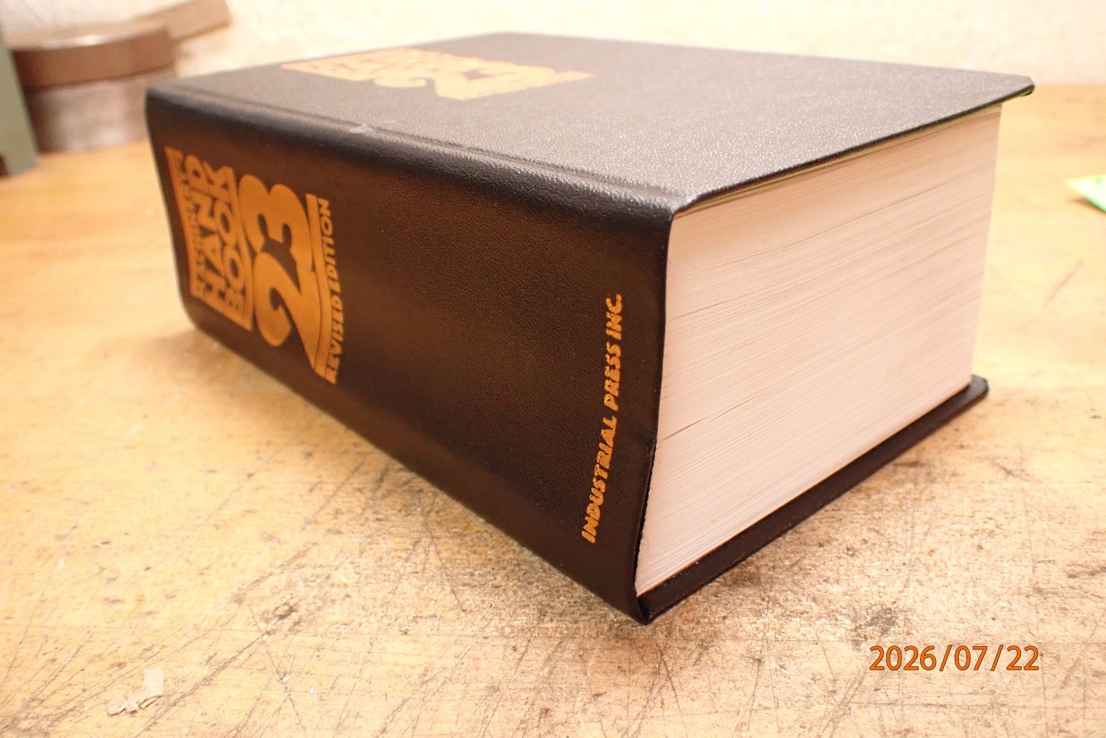 LOT 251: VINTAGE MACHINERY’S HANDBOOK MACHINIST BOOK