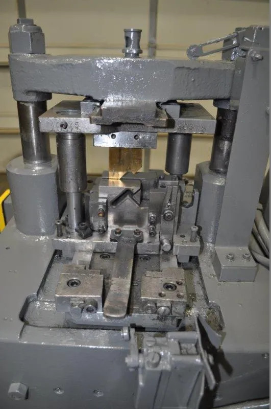 12 TON TISHKEN 2 POST CUT OFF PRESS
