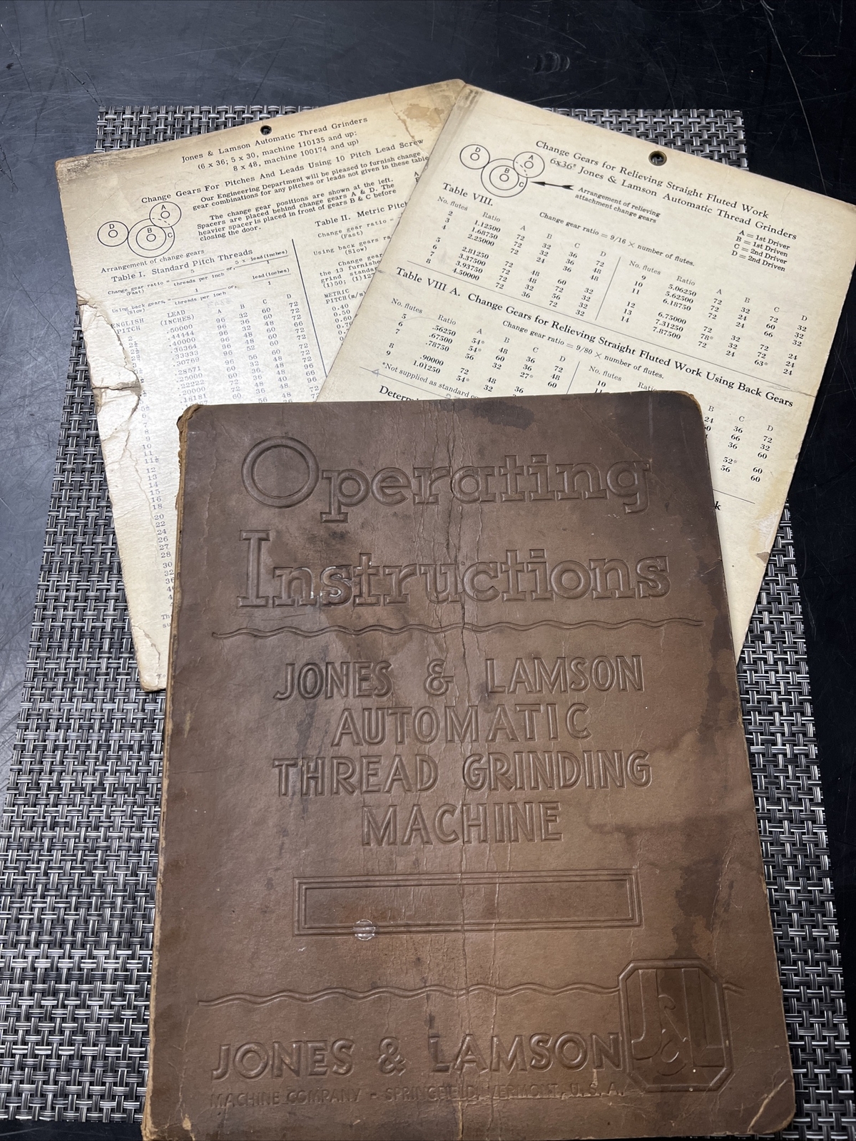 Operator’s Manual Jones & Lamson Thread Grinding Machine 6×36 12×45 & Charts