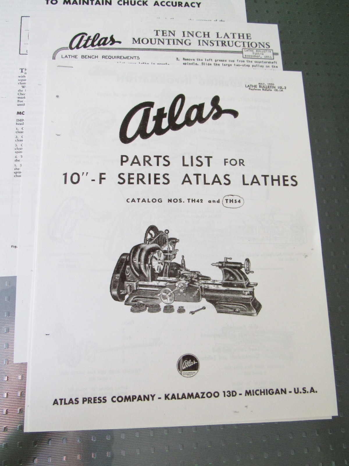 Vintage Atlas Lathe 10F Parts List, Leveling, Lubrication Chart – 7 Documents