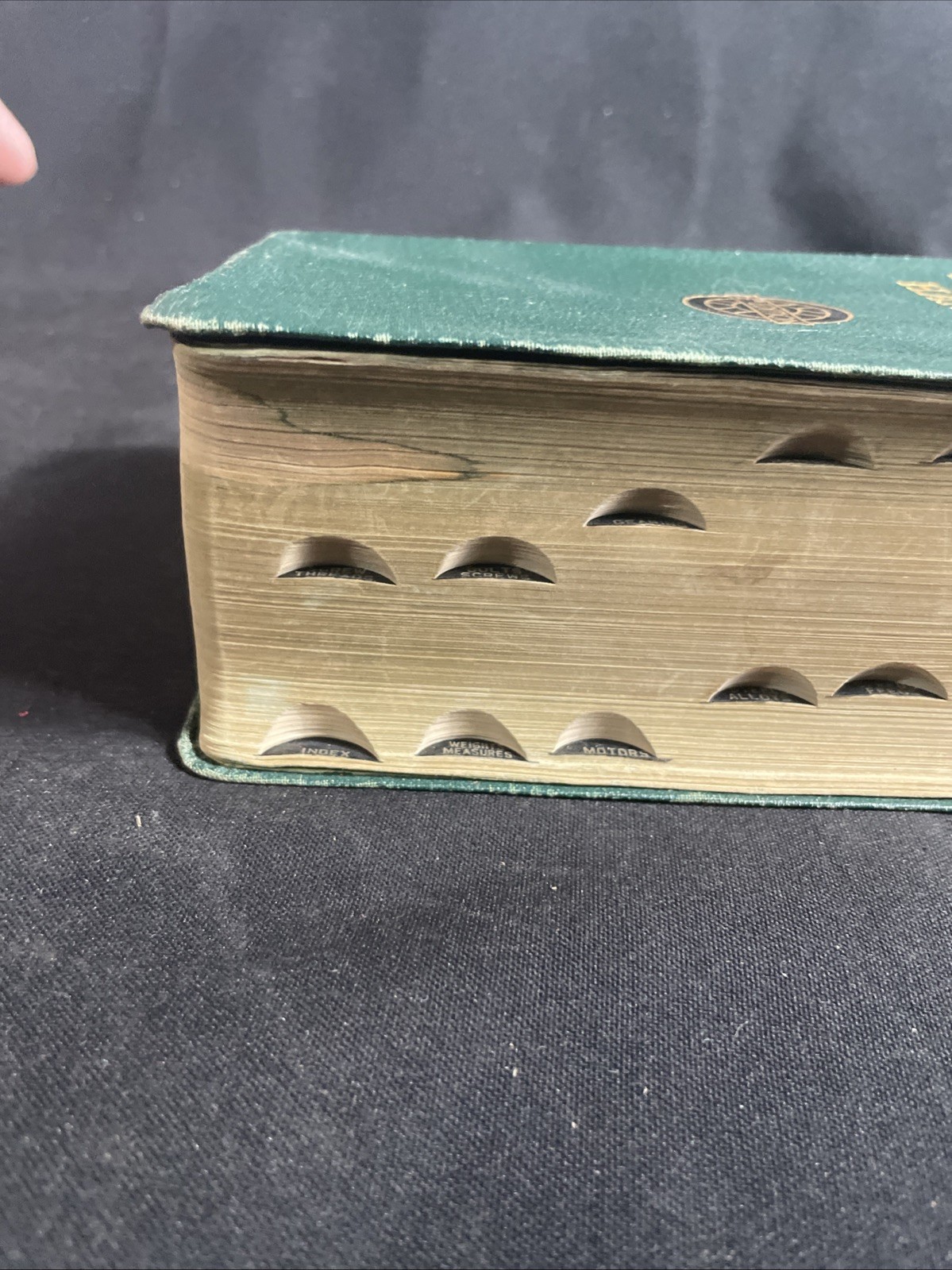 Machinery’s Handbook 1946 13th Edition Vintage Machinist’s Book. T-137
