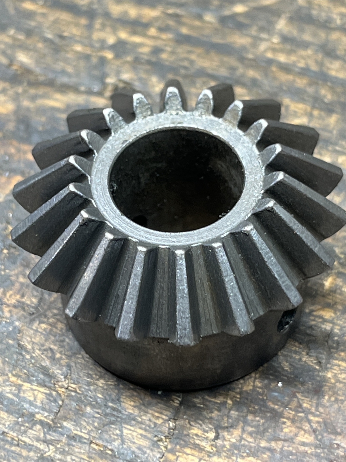 US BURKE No.4 Horizontal Milling Machine / Mill Knee Bevel Gear