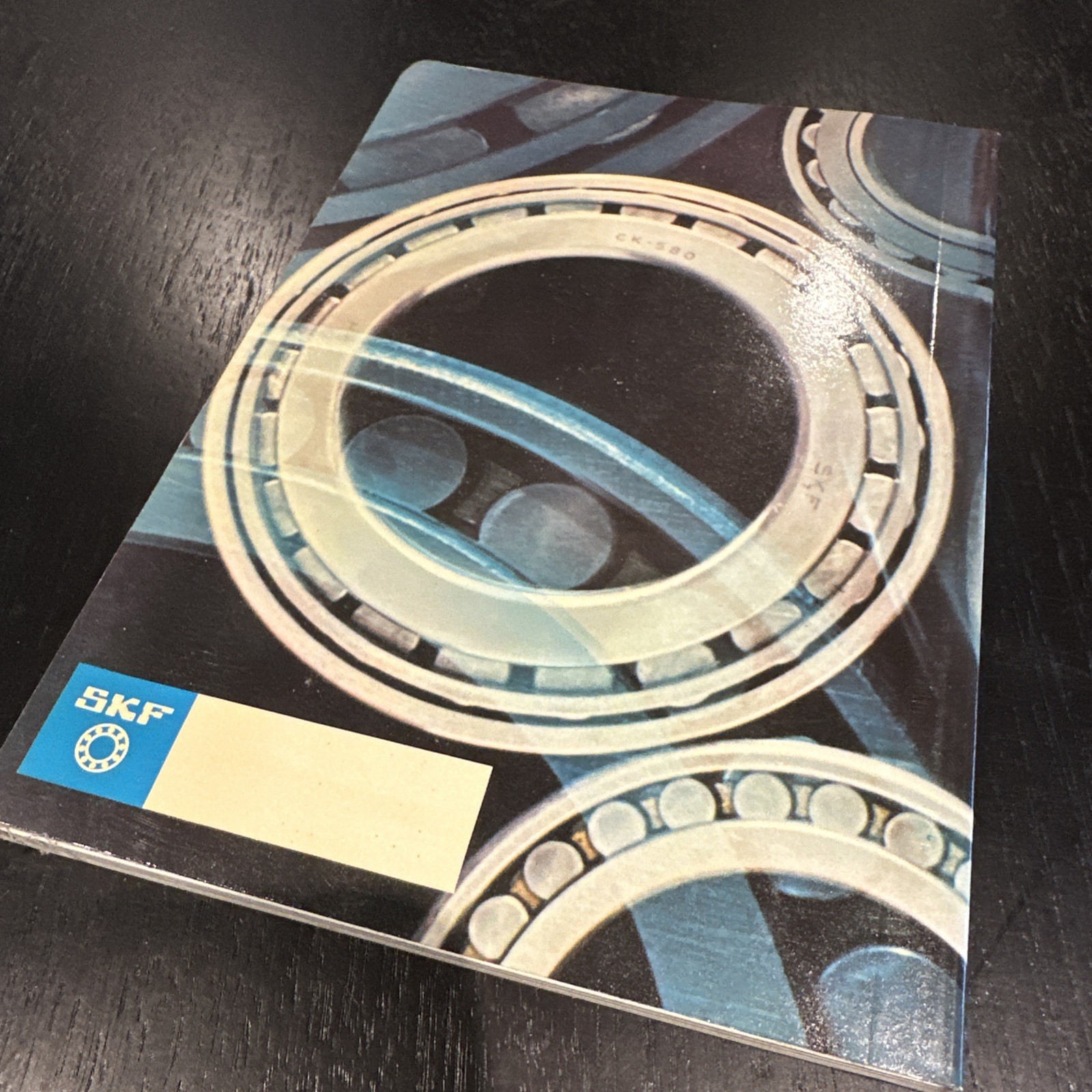 SKF Bearing Maintenance and Replacement Guide 1977 English Publication
