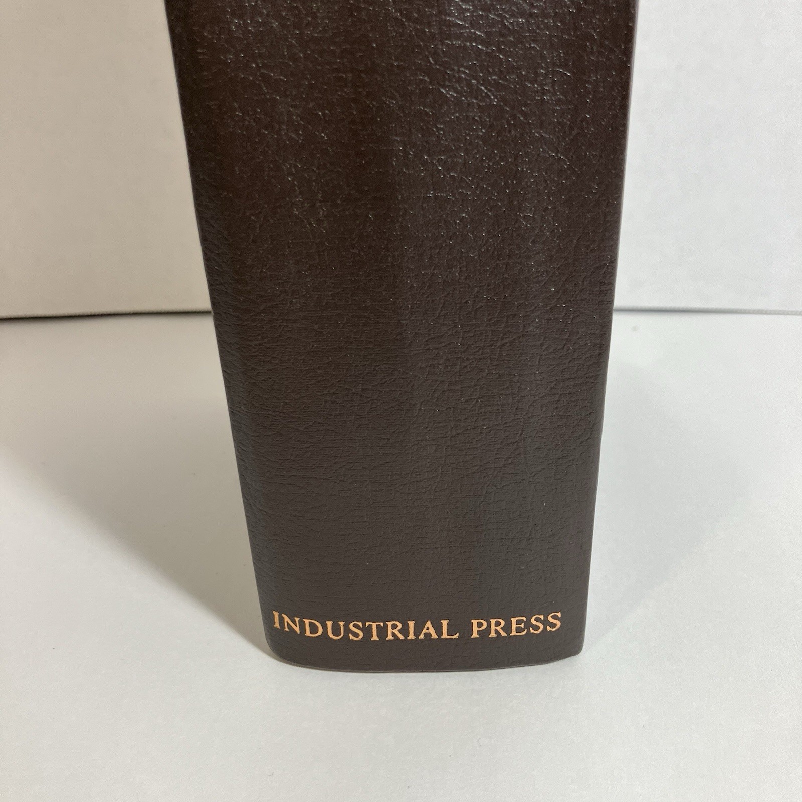 Machinery’s Handbook 22nd Ed. 1986 Fourth Printing – Industrial Press