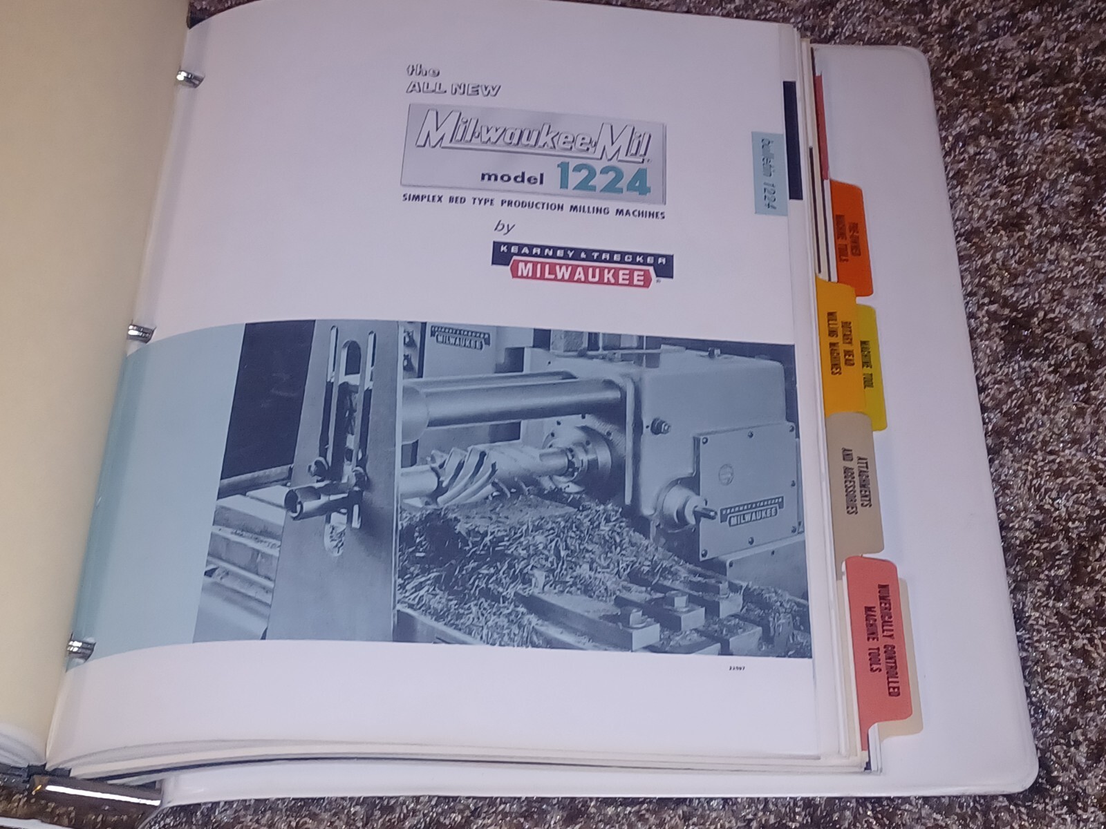 1975 KEARNEY & TRECKER MILLING BORING MACHINES Book SALES CATALOG MILWAUKEE TOOL