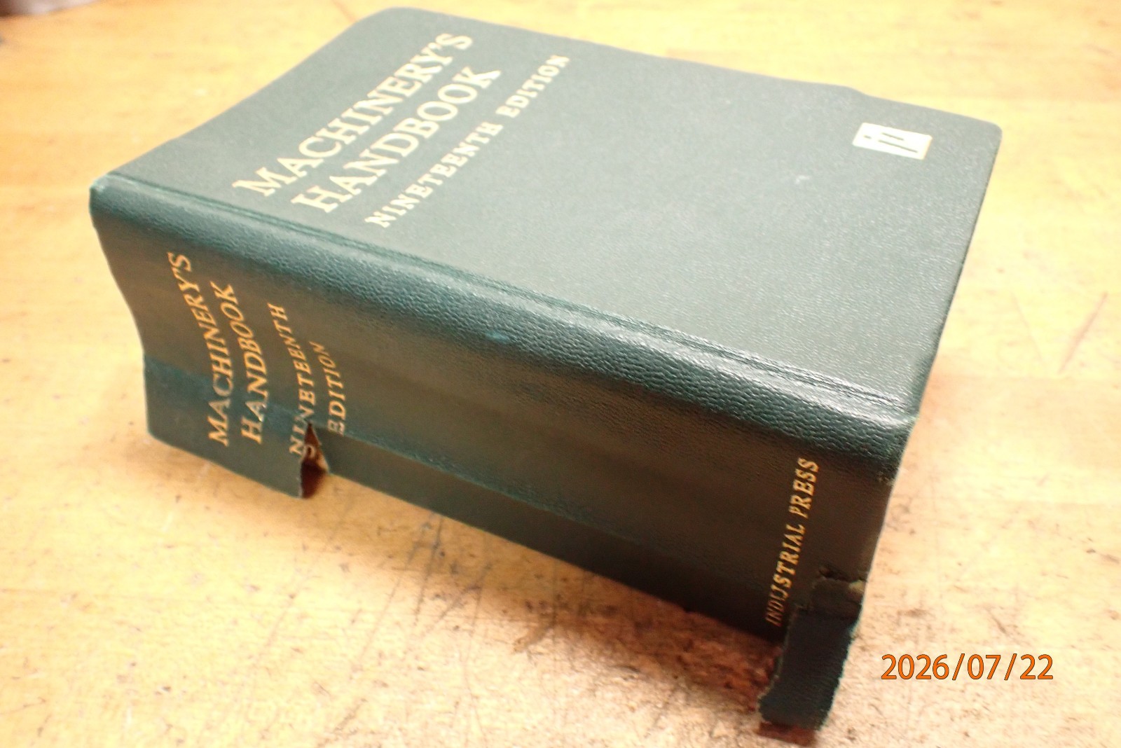 LOT 622: VINTAGE MACHINERY’S HANDBOOK MACHINIST BOOK