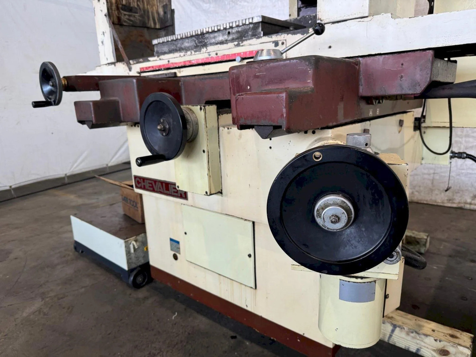 12″ X 24″ CHEVALIER FSG-3A1224H AUTOMATIC HYDRAULIC SURFACE GRINDER. STOCK # 101