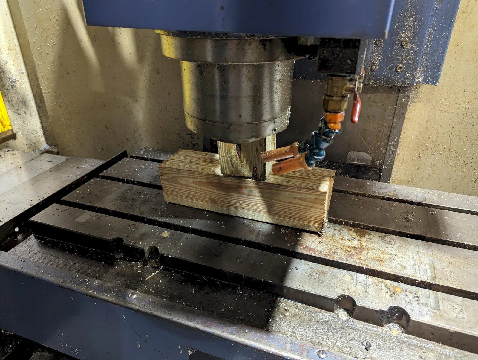 LEADWELL MODEL #V-30 CNC VERTICAL MACHINING CENTER: STOCK #19428