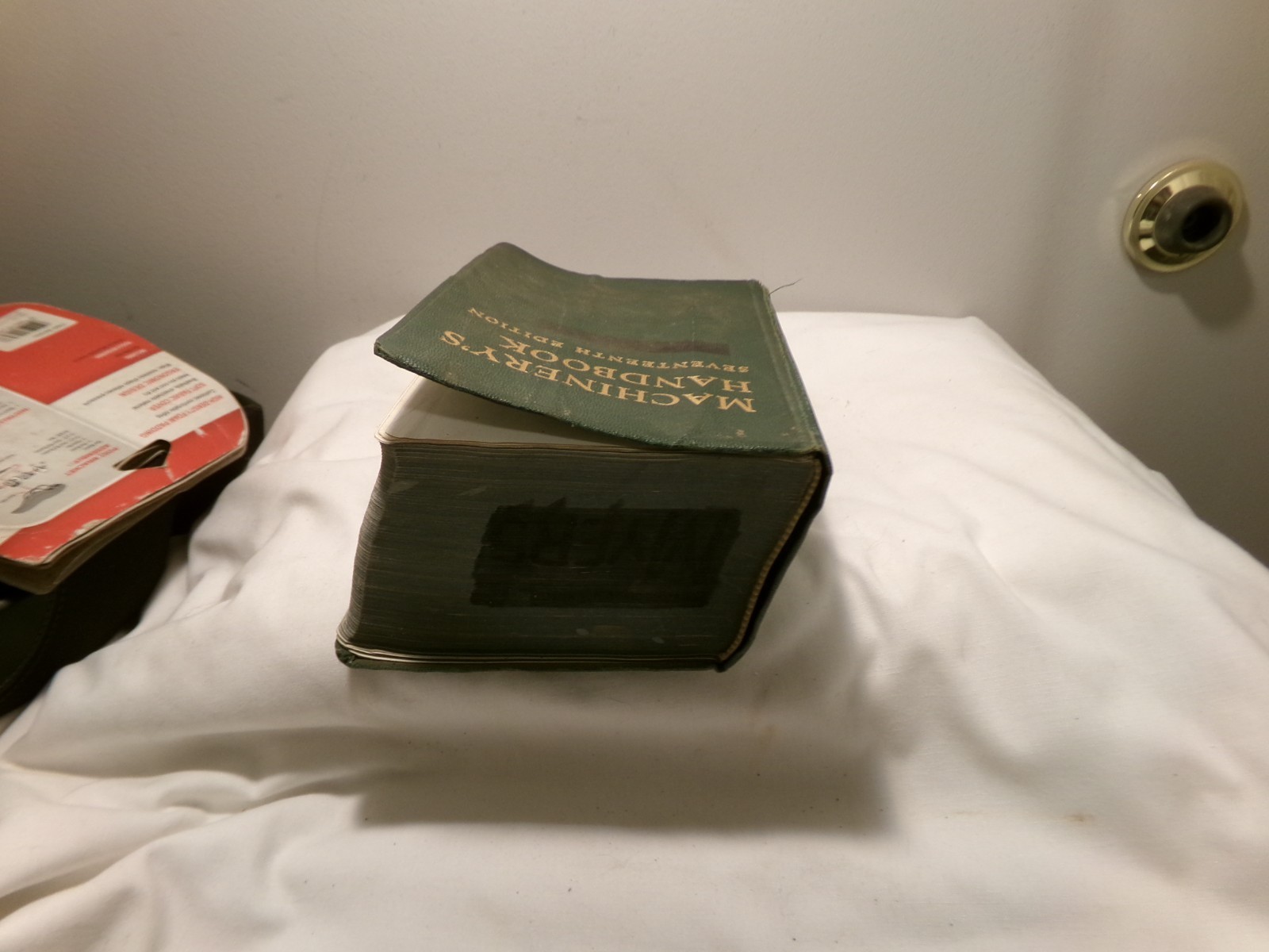 1964 Machinery’s Handbook Seventeenth Edition book
