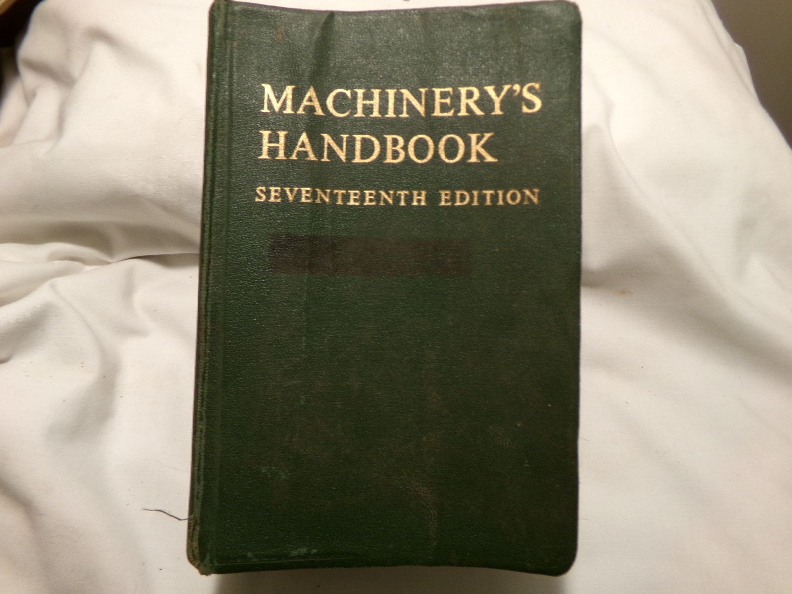 1964 Machinery’s Handbook Seventeenth Edition book