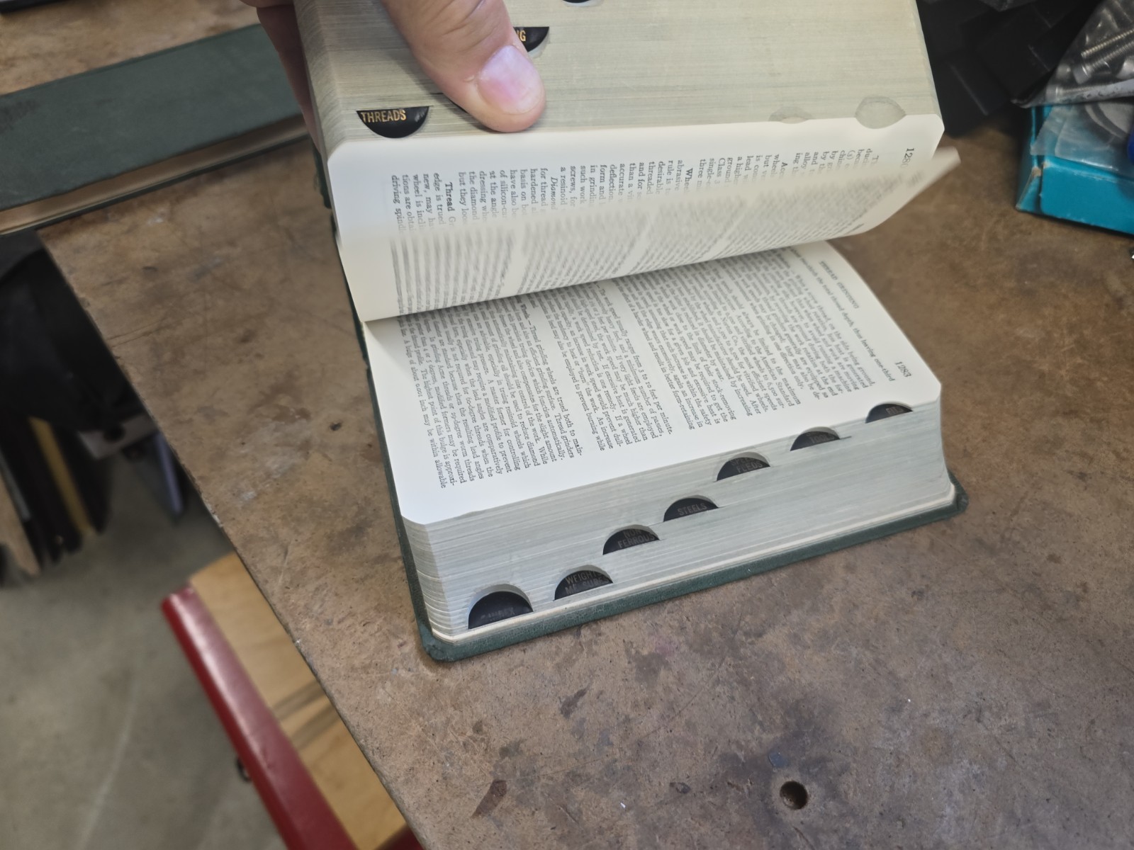 1964 Machinery’s Handbook Seventeenth Edition book