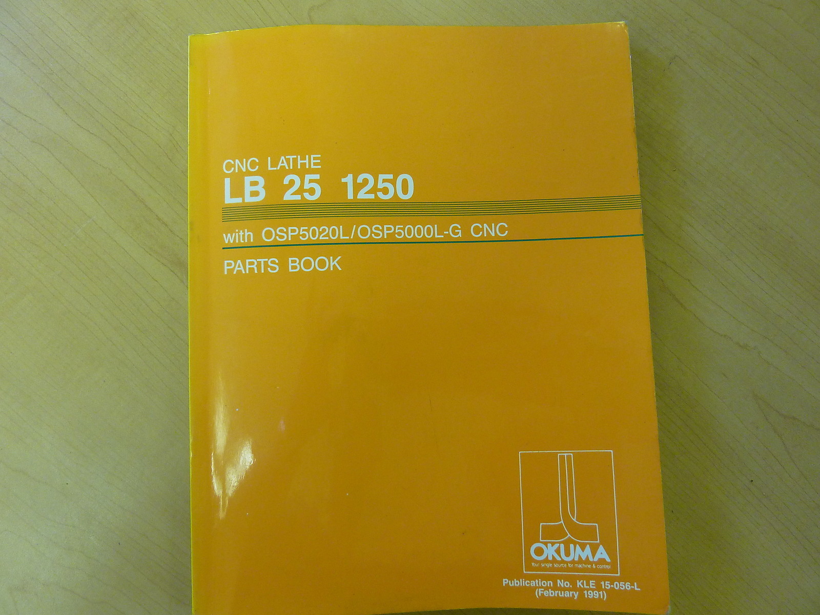 Okuma CNC Lathe LB 25 1250 with OSP5020L/OSP5000L-G CNC Parts Book (11882)