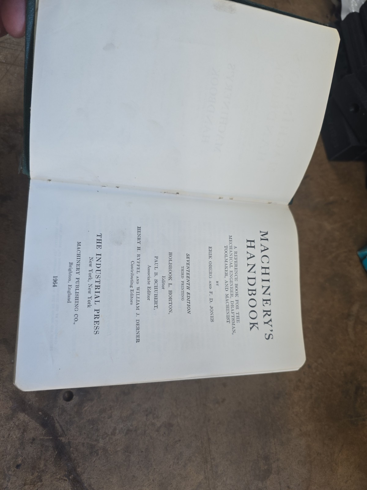 1964 Machinery’s Handbook Seventeenth Edition book