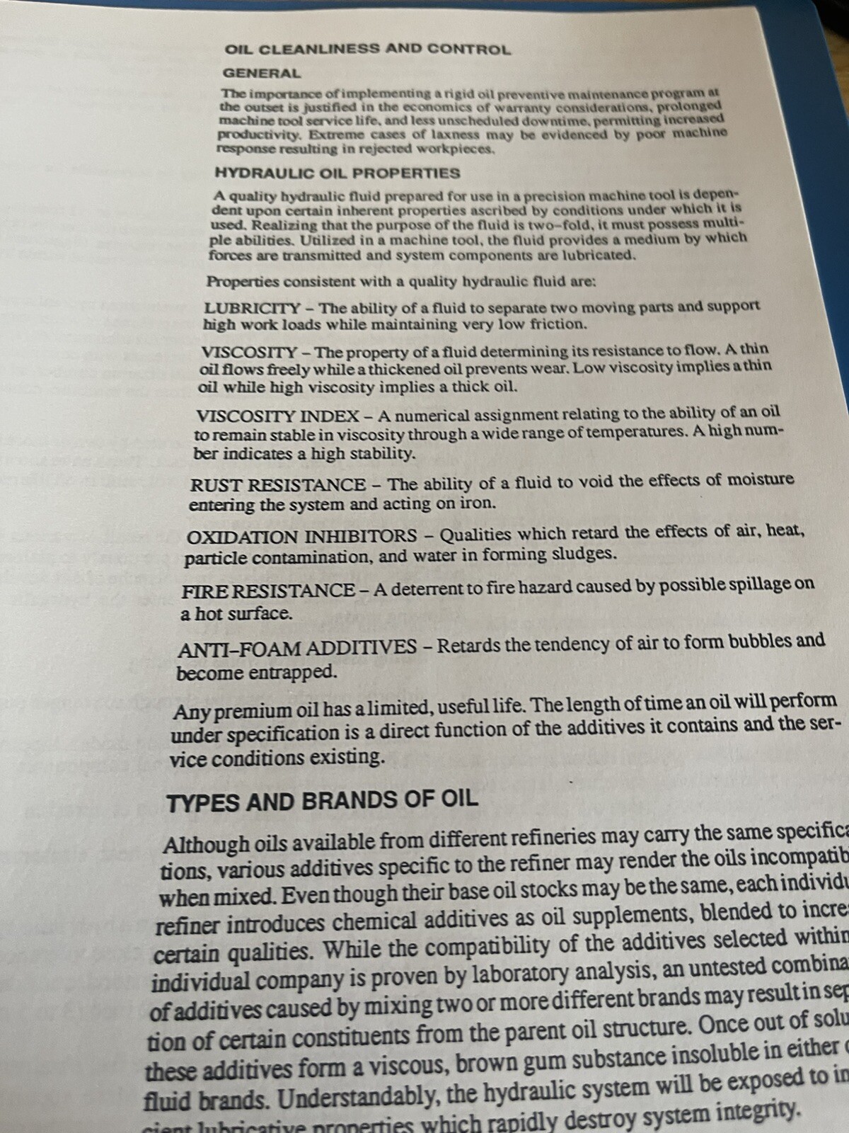 Cincinnati Milacron Special Manual Lubricants Publication No. 10-SP-95046
