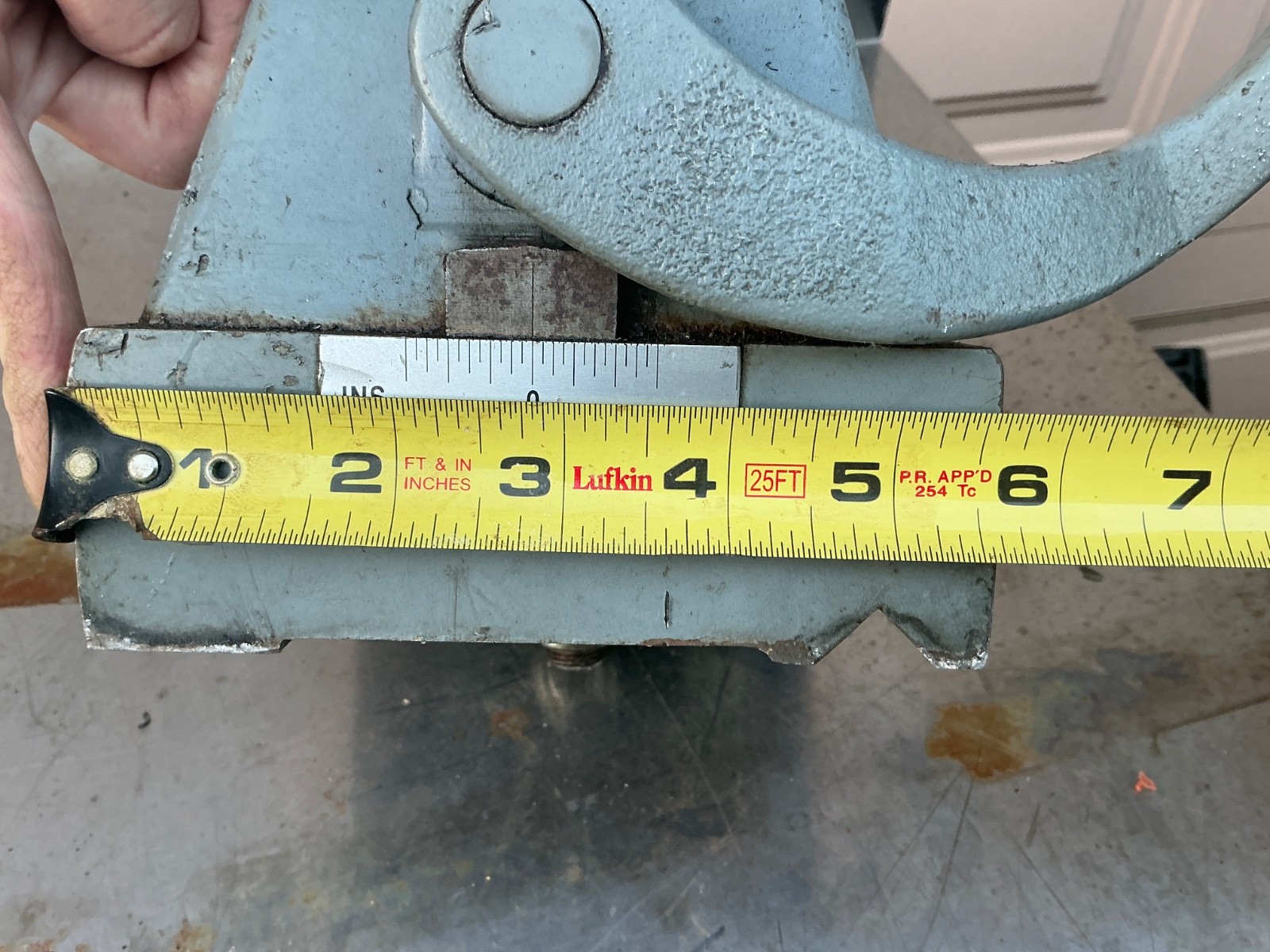 Standard Modern Lathe Tailstock. ? READ ?