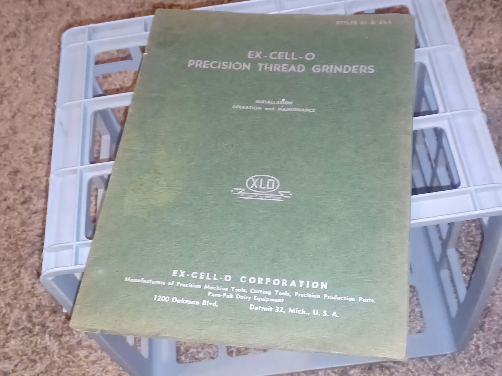 Excello 33 and 33L Thread Grinder Operations Maintenance Wiring Manual 1951 Book