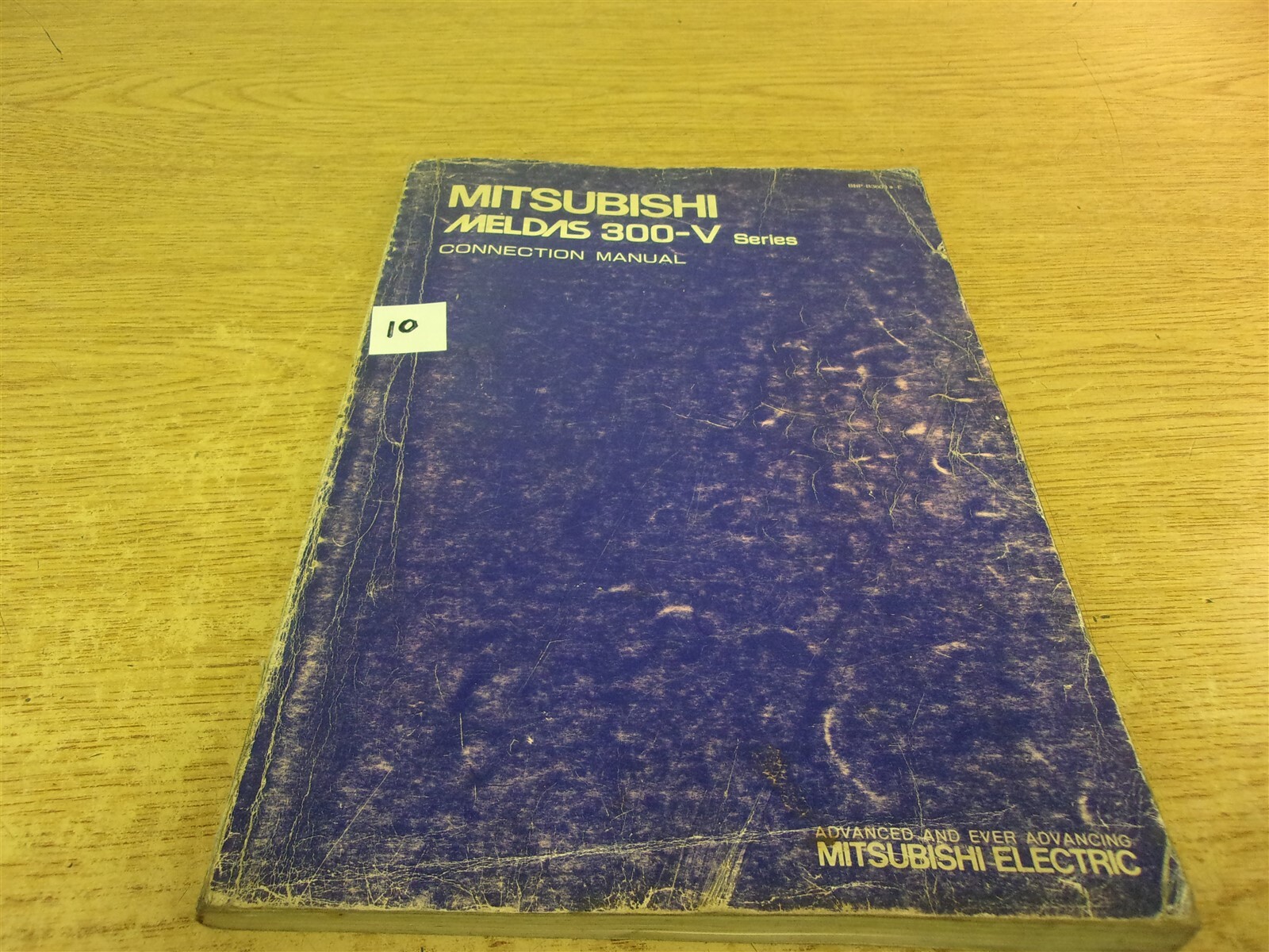 Mitsubishi Meldas Connection Manual 300-V Series BNP B3603*E “10”