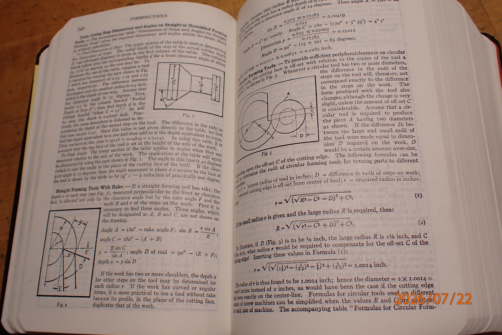 LOT 251: VINTAGE MACHINERY’S HANDBOOK MACHINIST BOOK
