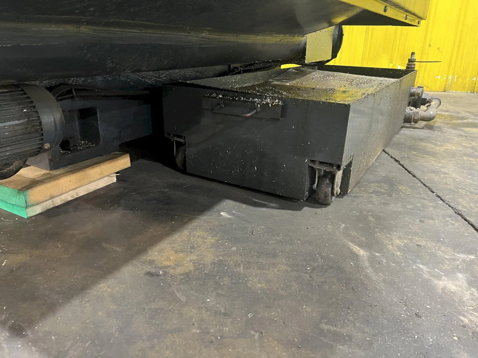 LEADWELL MODEL #V-30 CNC VERTICAL MACHINING CENTER: STOCK #19428