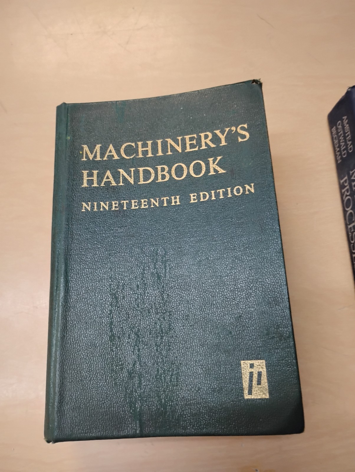 Machinery’s Handbook 19th Edition by Industrial Press 1971 ASSEMBLY ERROR READ