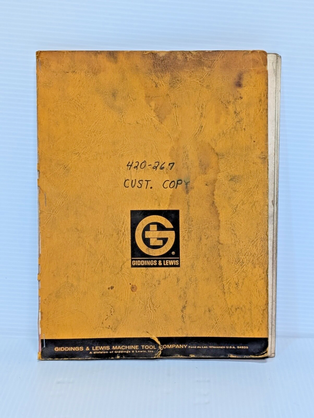 Giddings & Lewis Machine & Tool 420267 Manual for Manual Operation, as shown