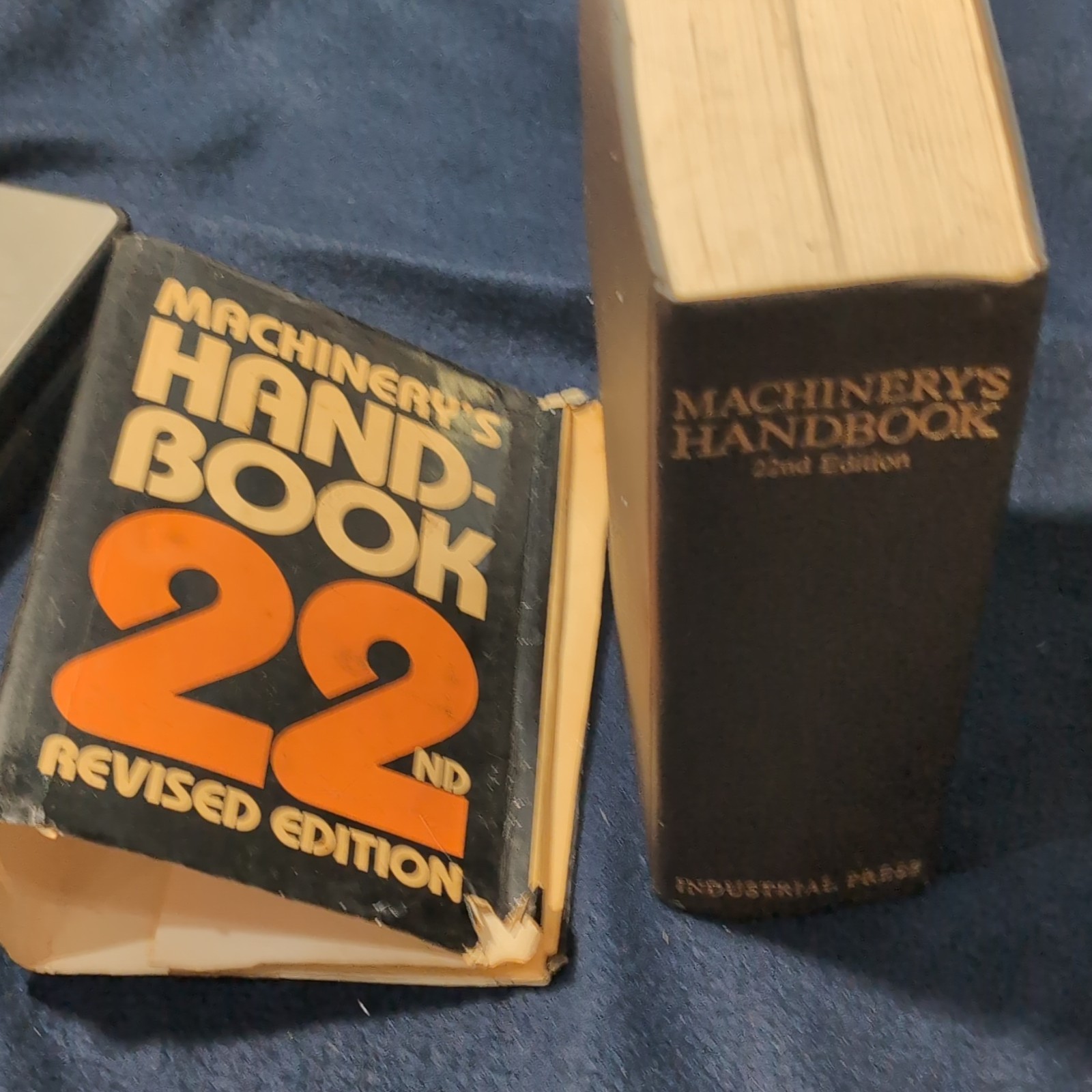 Industrial Press Machinery’s Handbook 22nd Edition Metalworking ISBN 0831111550
