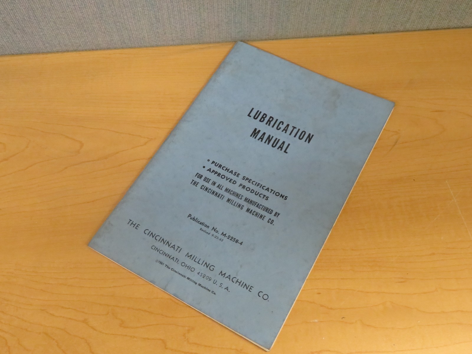 Cincinatti Milacron Librication Manual for all Milling Machines M-2258-4 (15702)