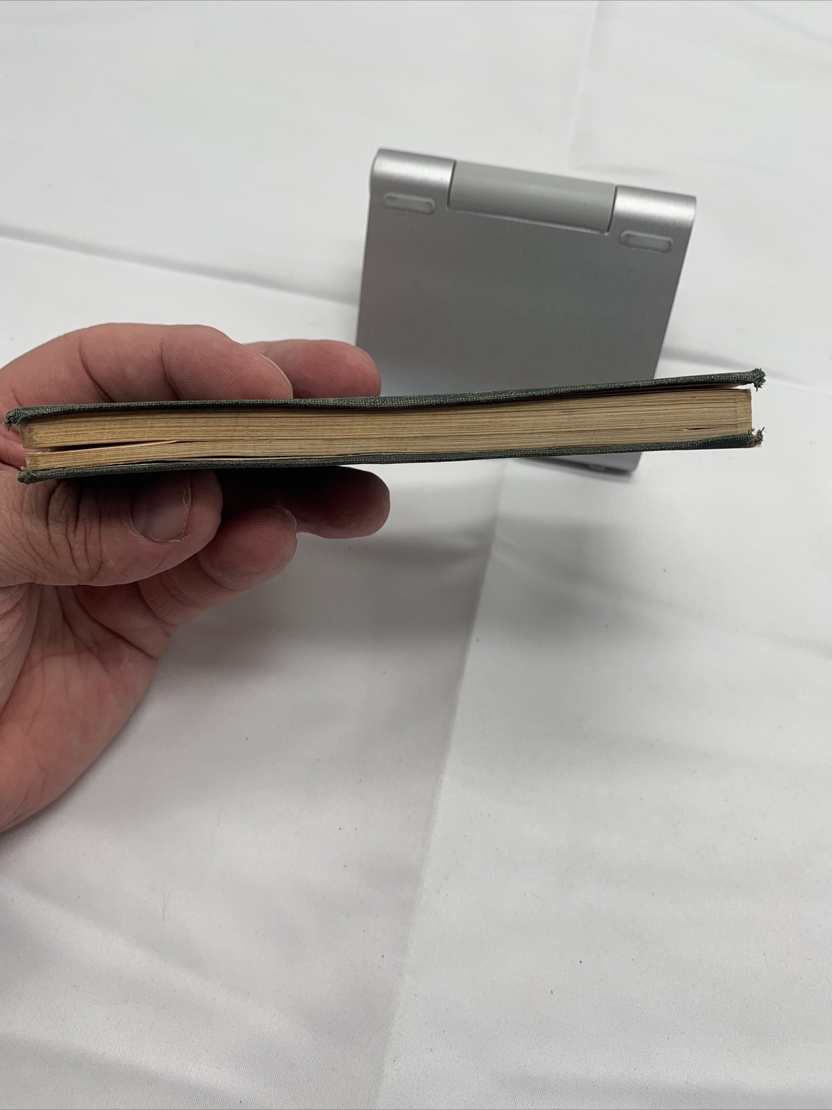 1967 Wolfe & Phelps Genuine MECHANICS VEST POCKET REFERENCE BOOK Green Free Ship