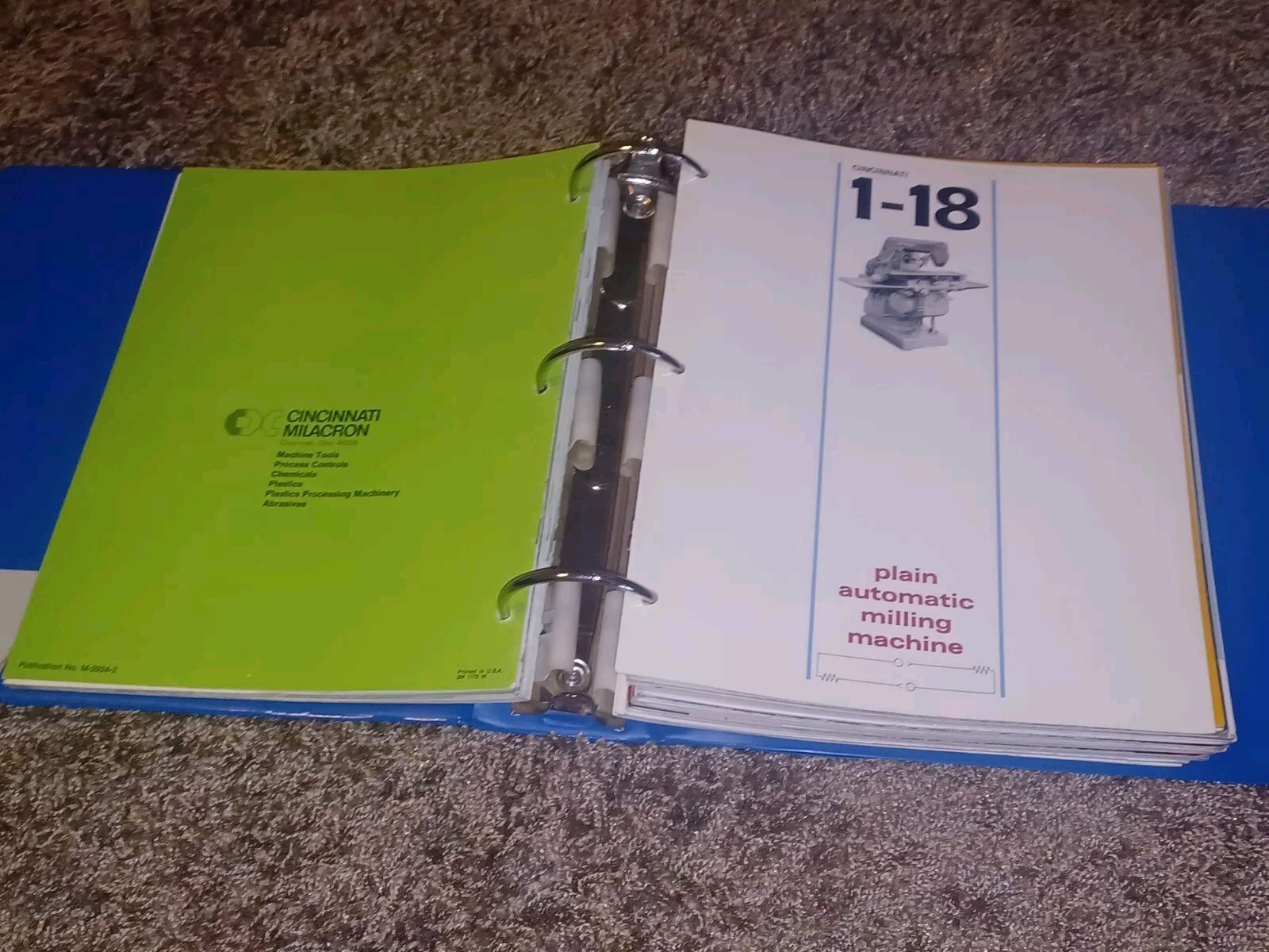 1975 CINCINNATI MILACRON MACHINE COMPANY salesman Tool Binder BOOK CATALOG LOT