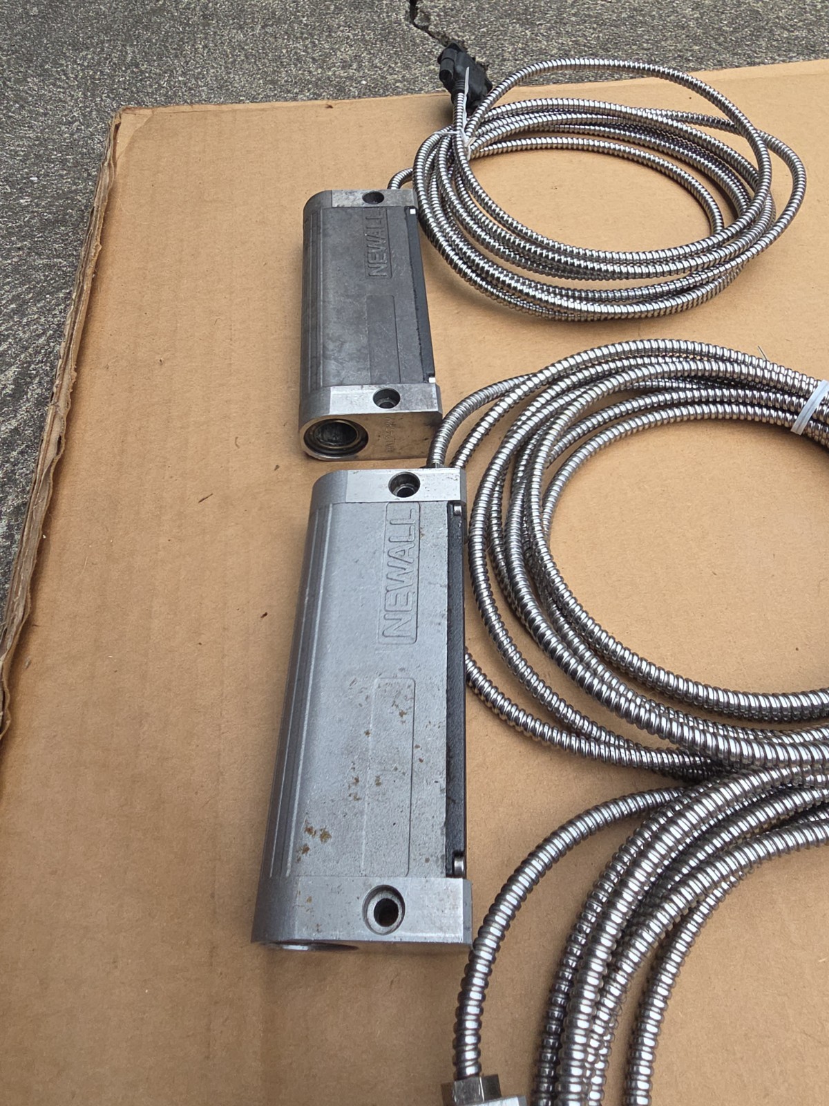 Newall Sapphire DRO Unit Powers On + 7 Spherosyn Microsyn Reader Heads Lot As Is