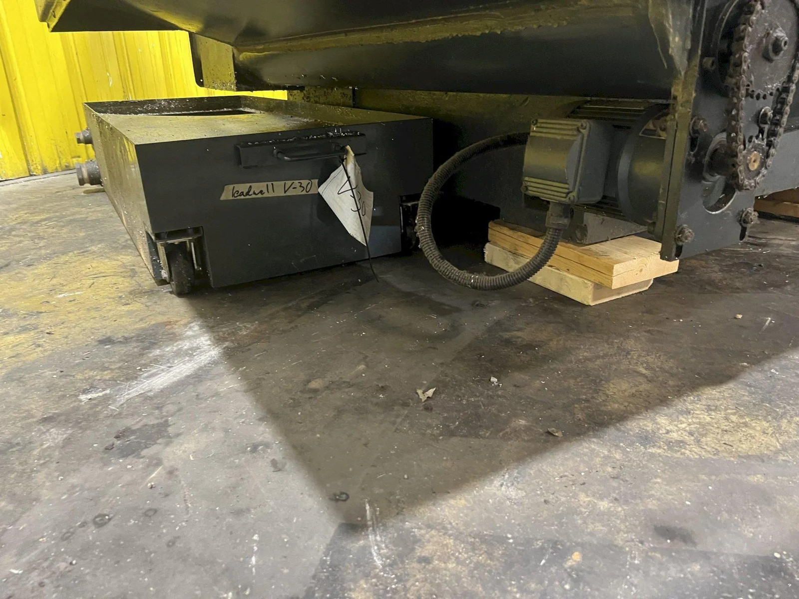 LEADWELL MODEL #V-30 CNC VERTICAL MACHINING CENTER: STOCK #19428