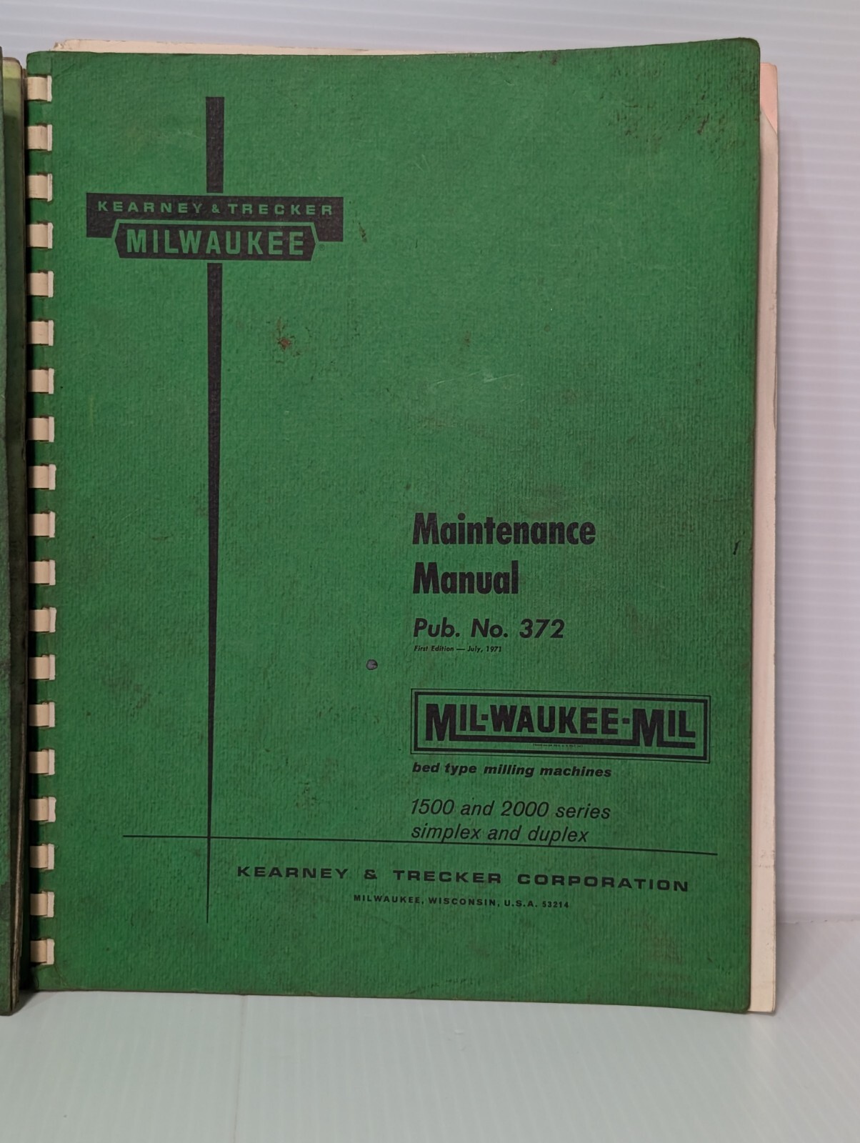 Lot of 4: Kearney & Trecker Milwaukee-Mil Pub. 372 Maintenance Manuals Bed-Type
