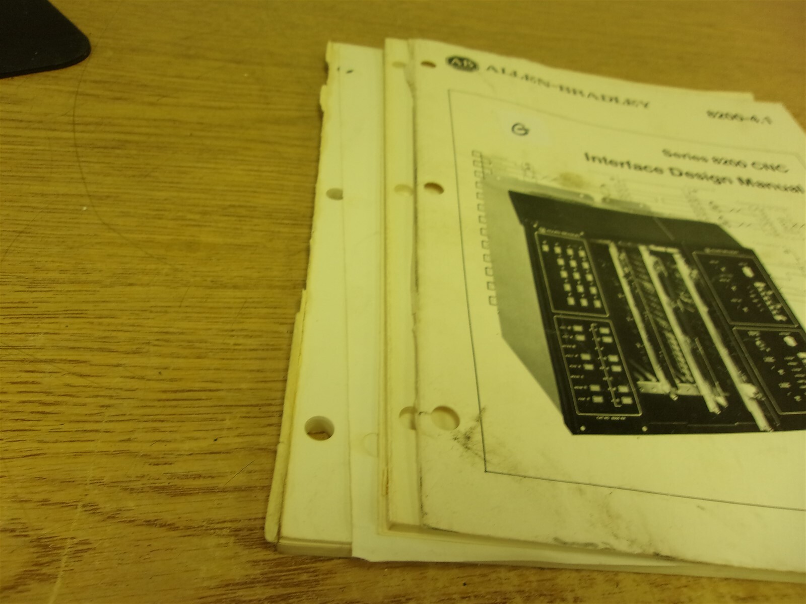 Allen Bradley 8200-4-1 Series 8200 CNC Interface Design Manual “G”