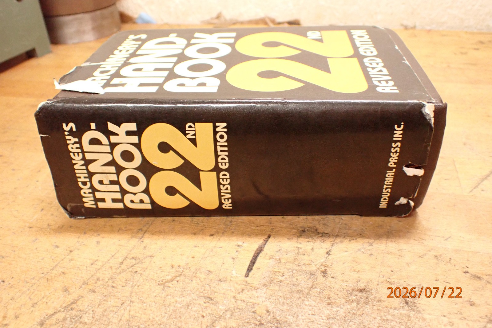 LOT 75: VINTAGE MACHINERY’S HANDBOOK MACHINIST BOOK