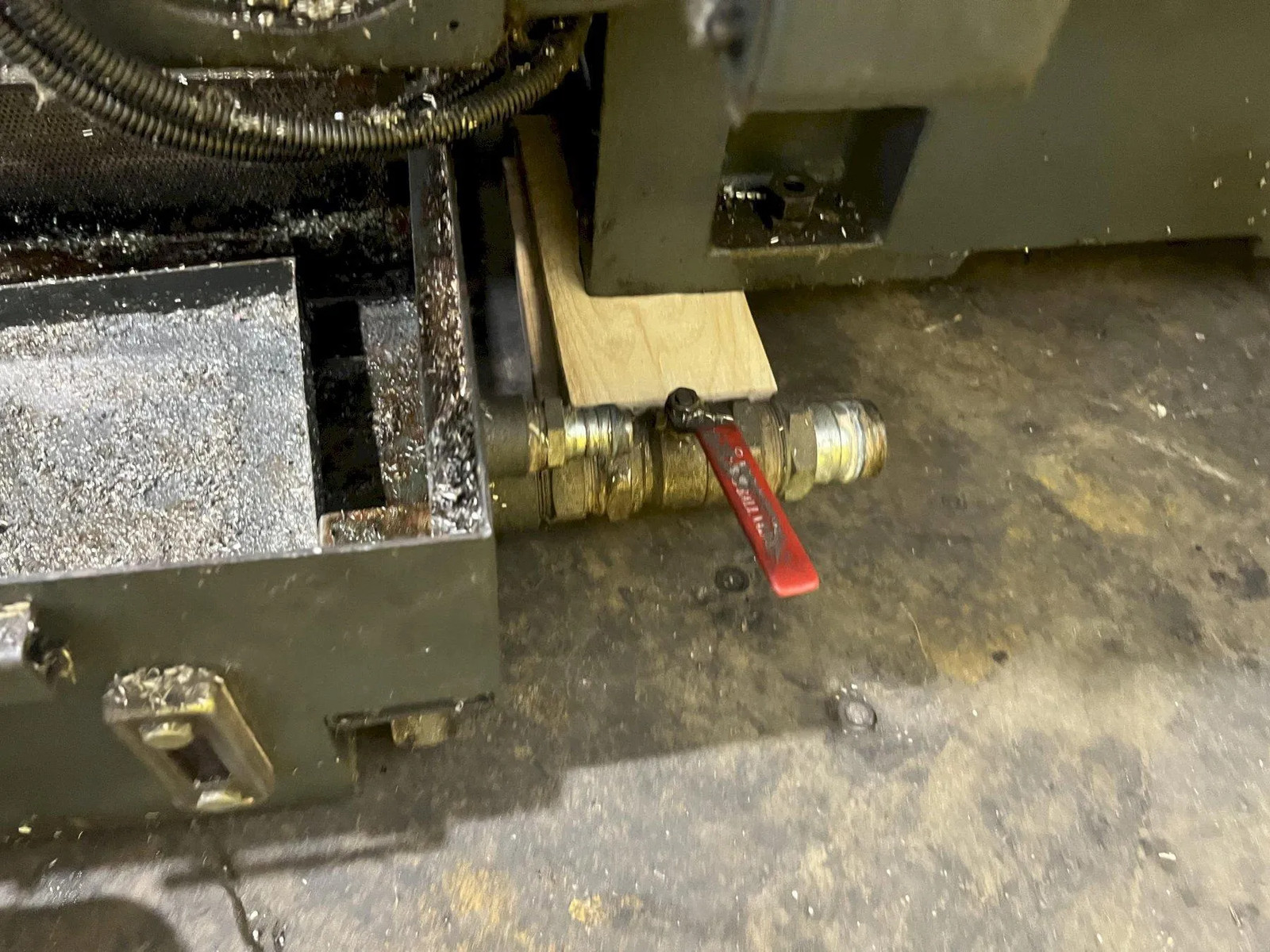 LEADWELL MODEL #V-30 CNC VERTICAL MACHINING CENTER: STOCK #19428