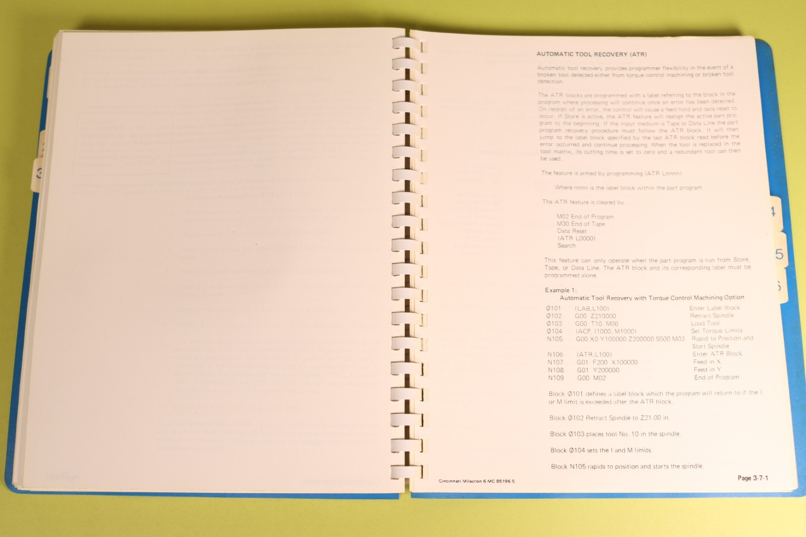 Cincinnati Milacron Acramatic 900 MC Control Programming Manual 1986