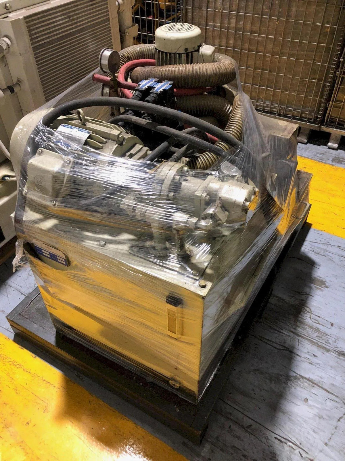 10″ X 20″ ACER HYDRAULIC SURFACE GRINDER