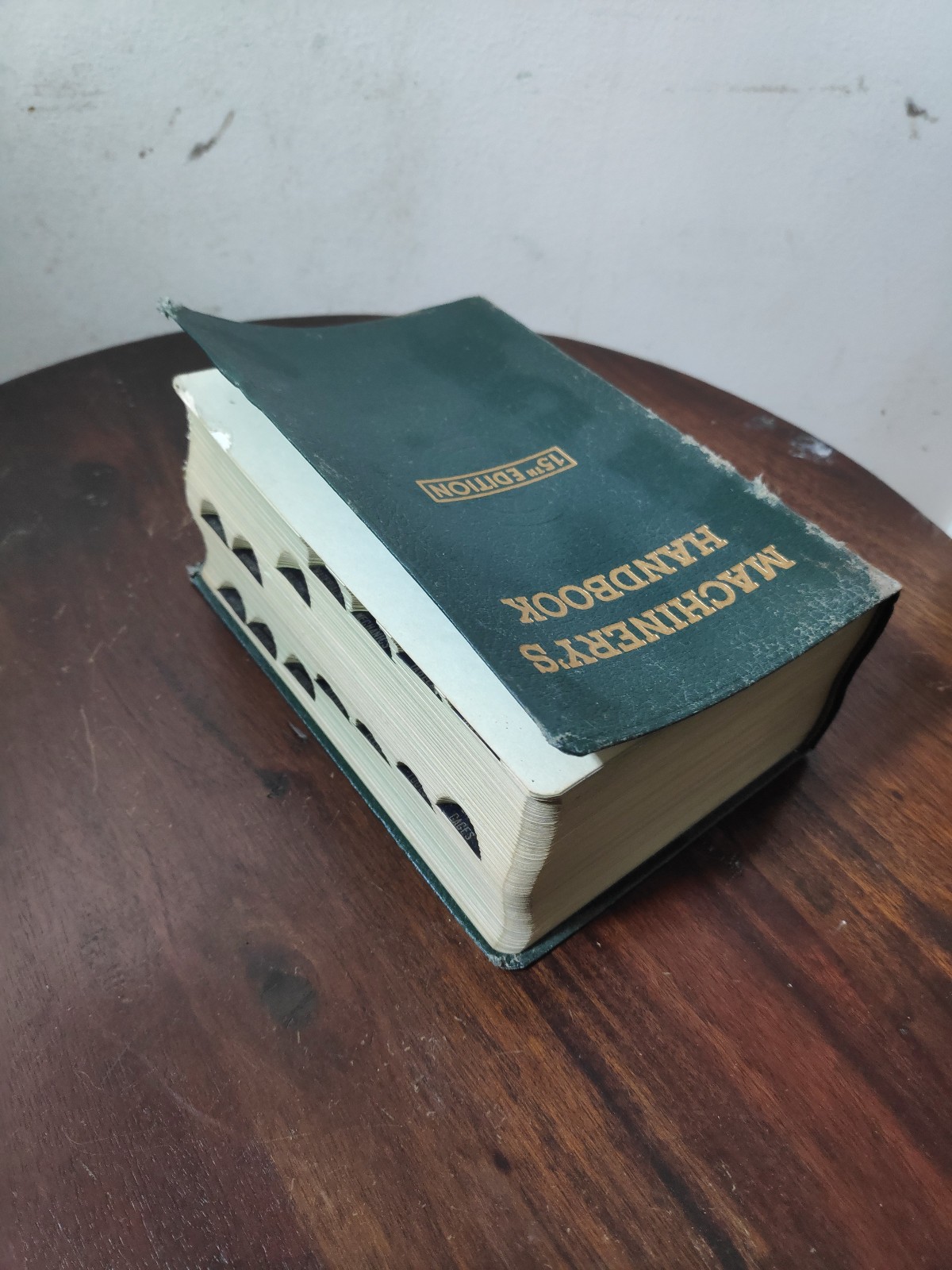 Machinery’s Handbook For Machine Shop And Drafting Room (1954 – 15th Edition)