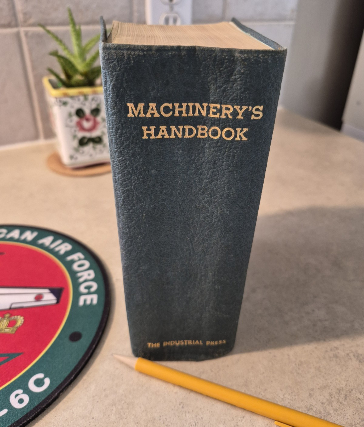 VINTAGE – 1943 “Machinery’s Handbook” (11th Edition, 4th Printing)