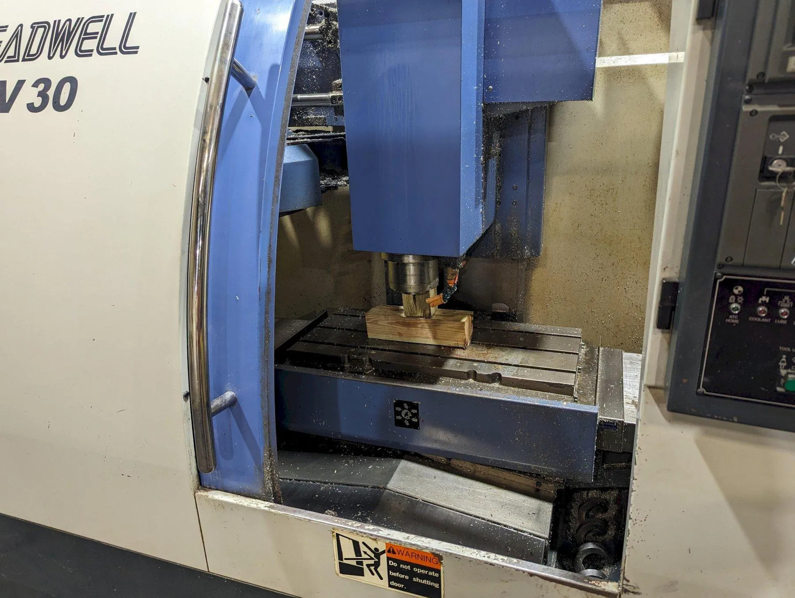 LEADWELL MODEL #V-30 CNC VERTICAL MACHINING CENTER: STOCK #19428
