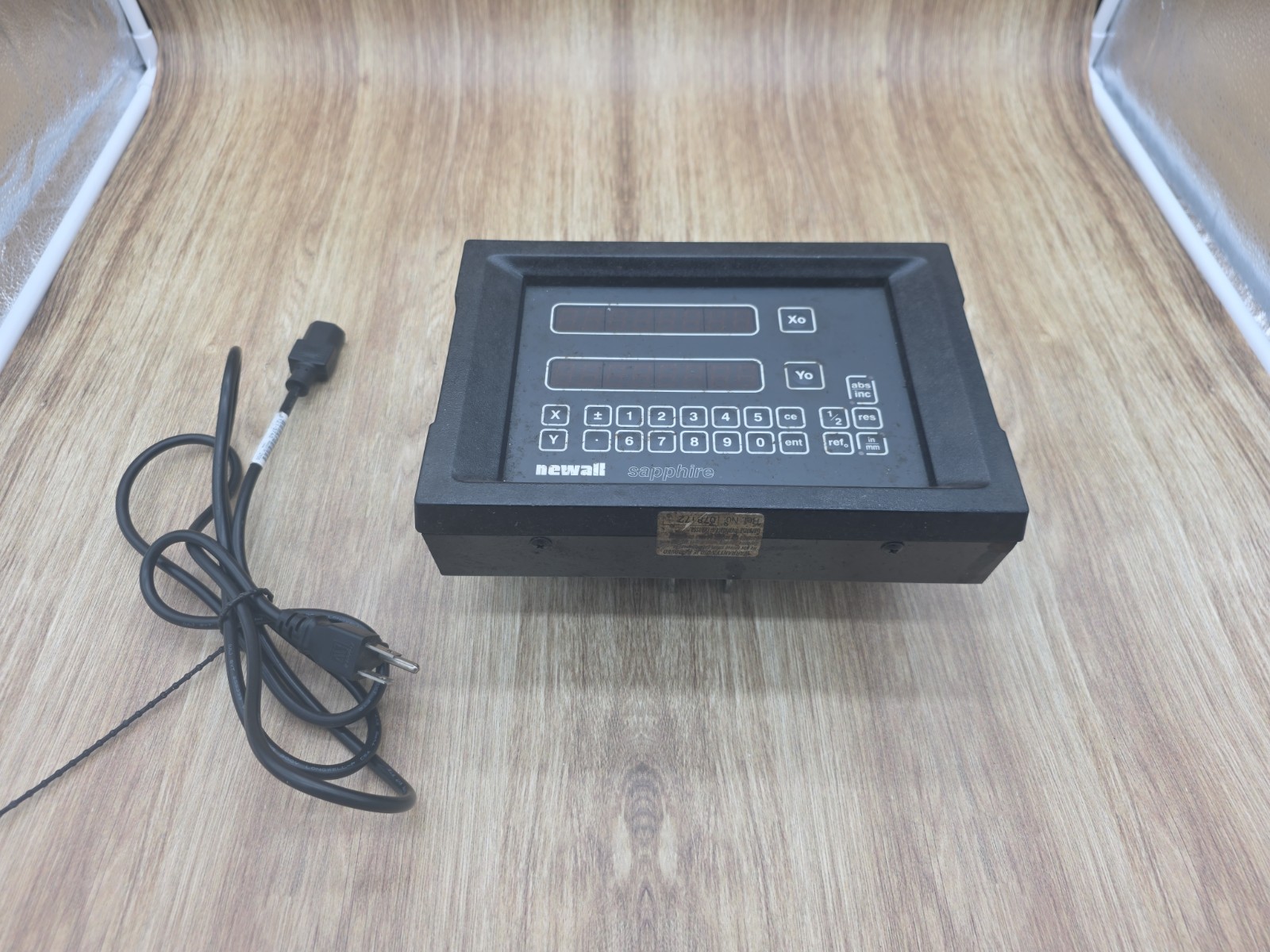 Newall Sapphire DRO Unit Powers On + 7 Spherosyn Microsyn Reader Heads Lot As Is