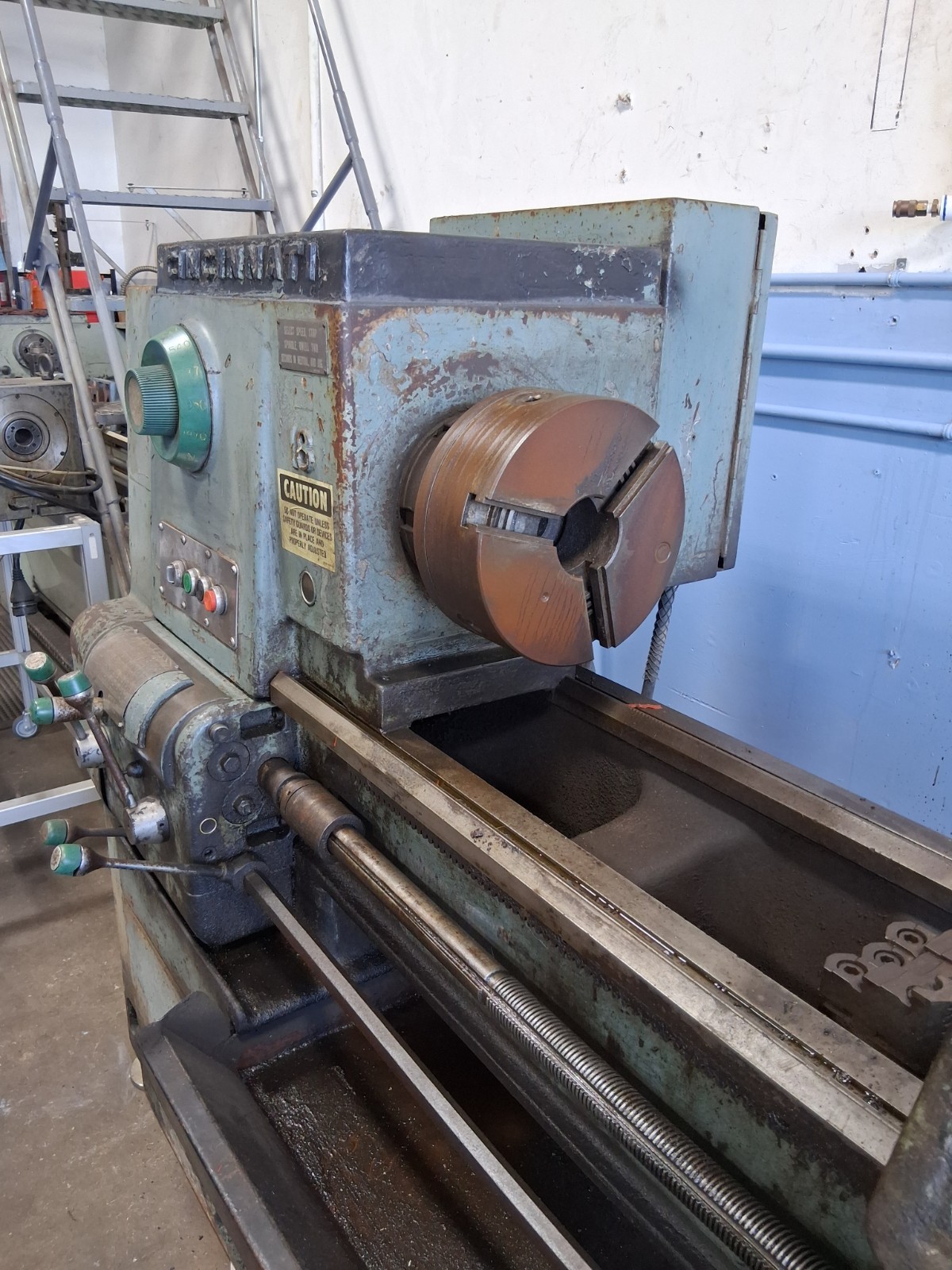 Cincinnati Hydrashift Lathe With Manual