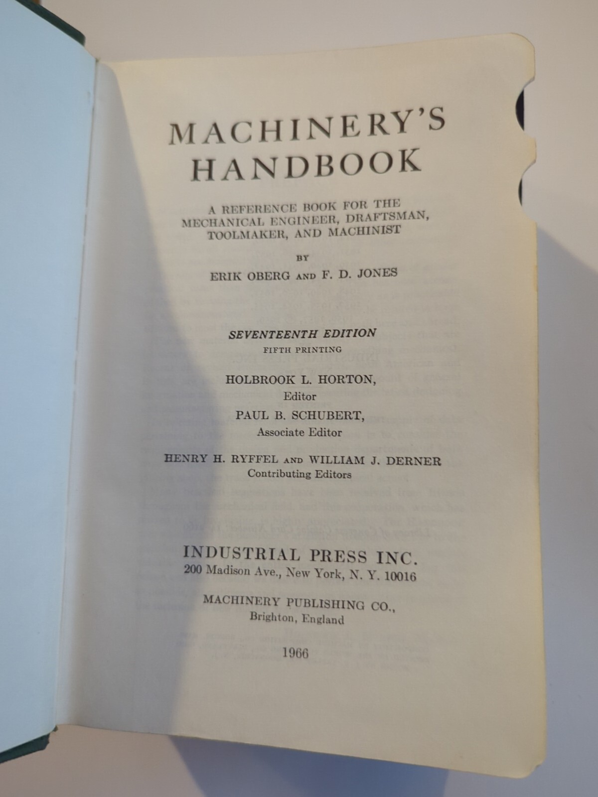 Machinery’s Handbook 17th edition 1966 Over 2000 Pages SC Holbrook Horton